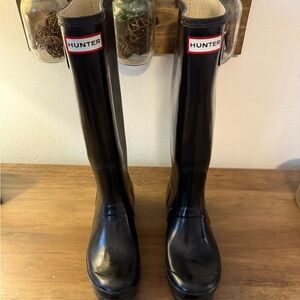 Hunter Women's Original Tall Gloss Rain Boots